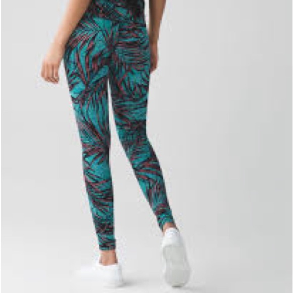 Lululemon teal palm print wunder under leggings